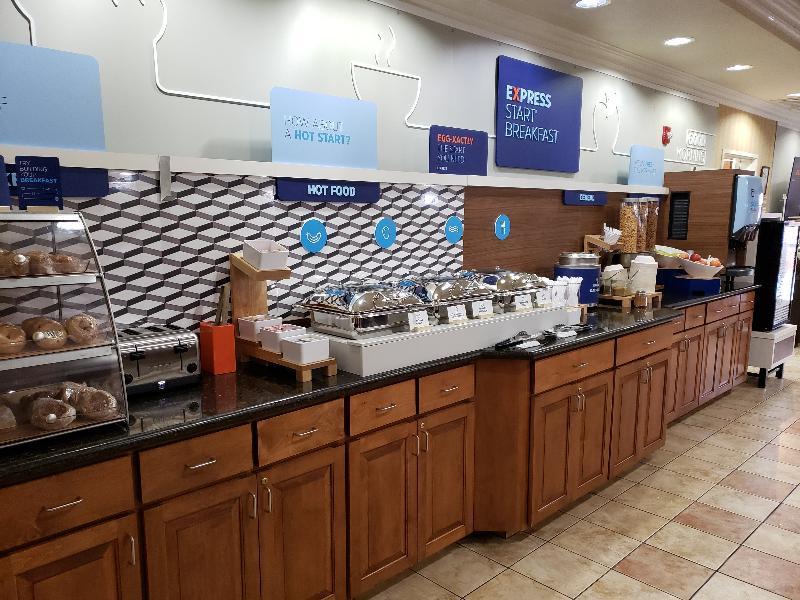Holiday Inn Express & Suites Klamath Falls Central By Ihg Ngoại thất bức ảnh